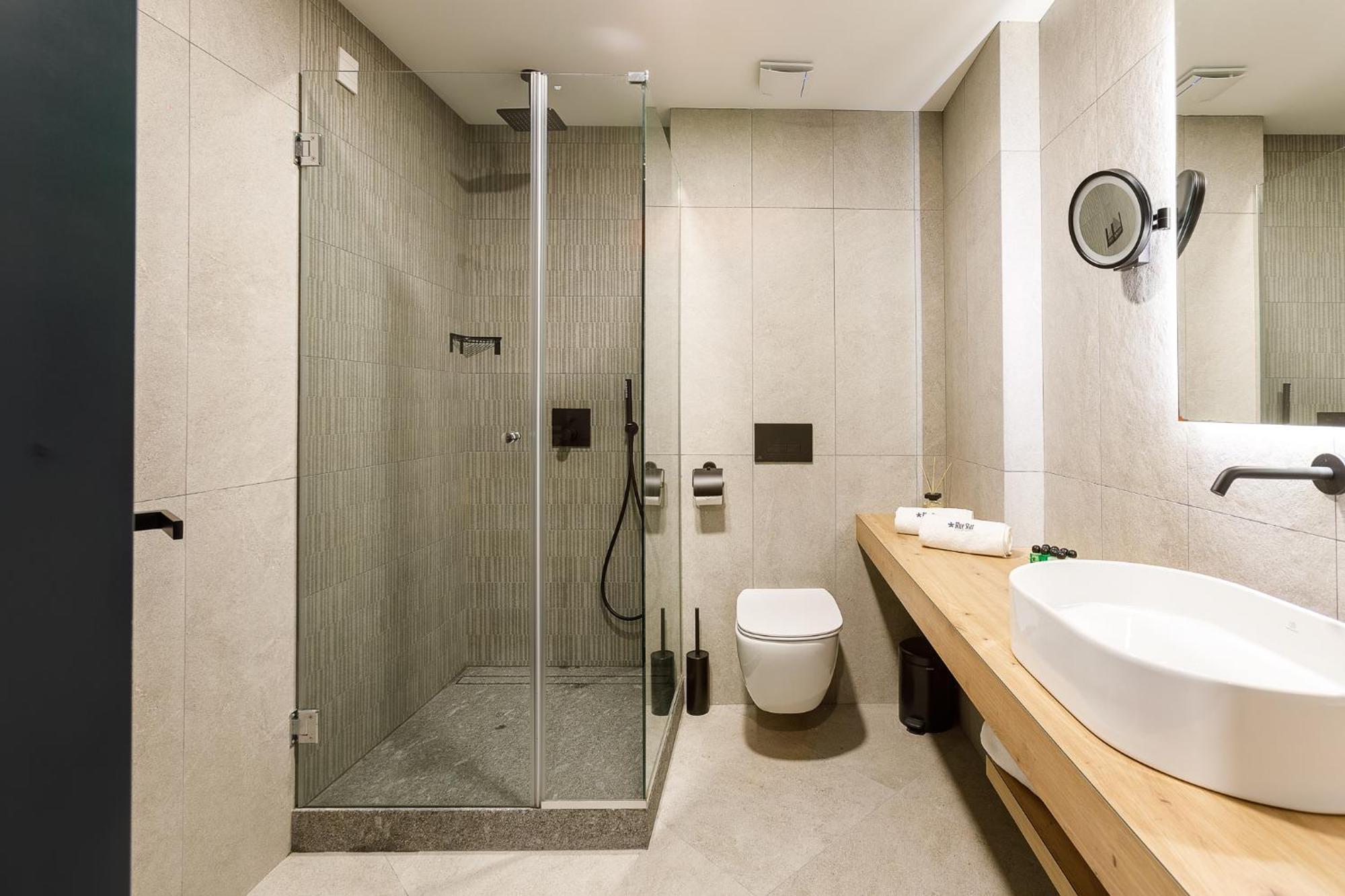 Blue Star Luxury Hotel Sofia Esterno foto