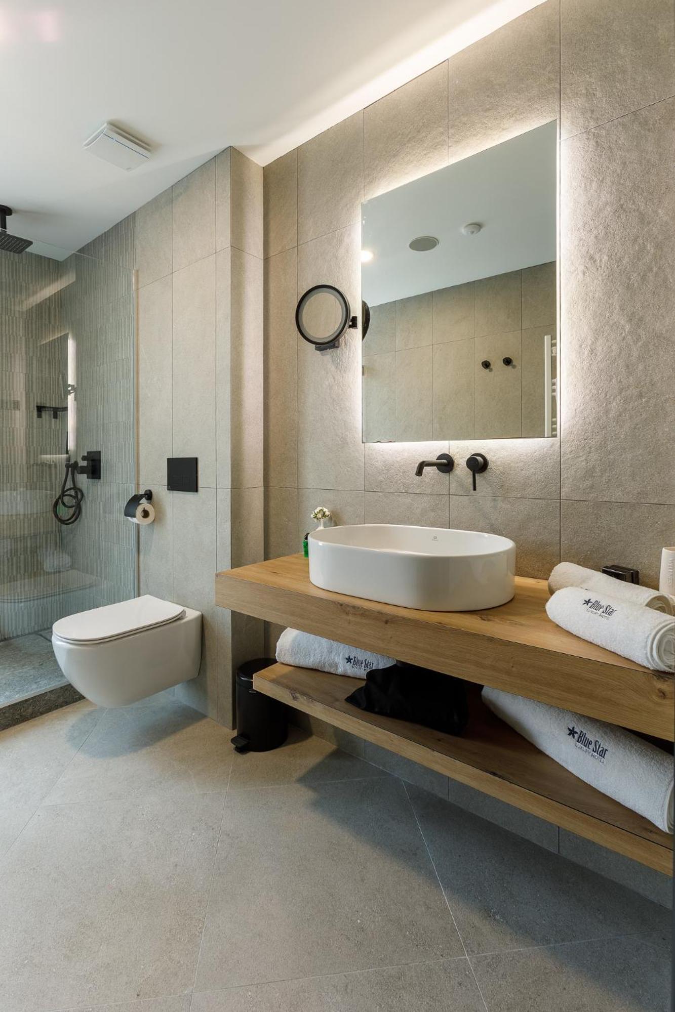 Blue Star Luxury Hotel Sofia Esterno foto