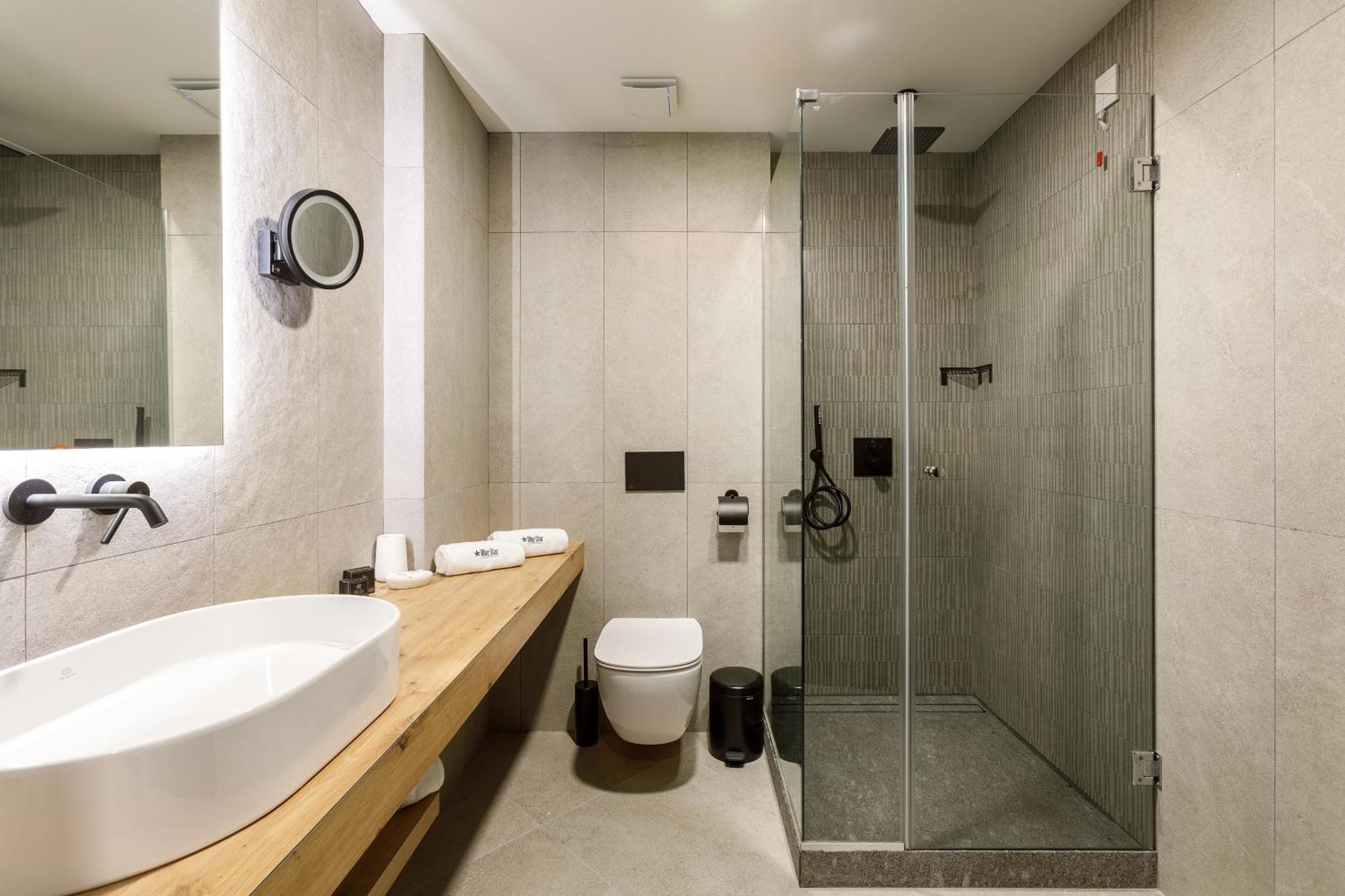 Blue Star Luxury Hotel Sofia Esterno foto