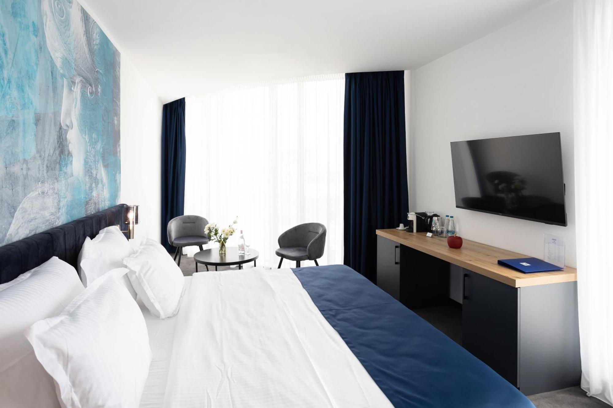 Blue Star Luxury Hotel Sofia Esterno foto